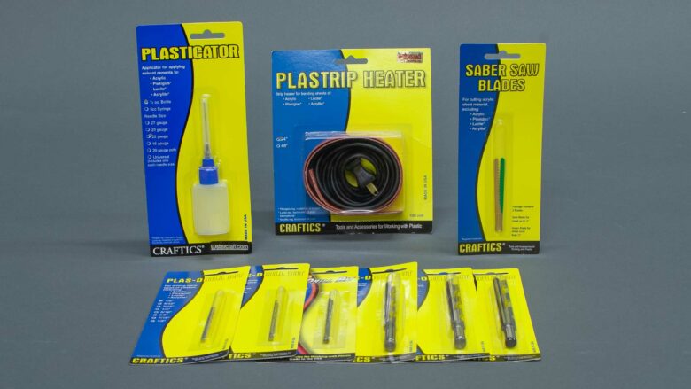 Plastic working tools: drill bits, saw blades, heat-strips